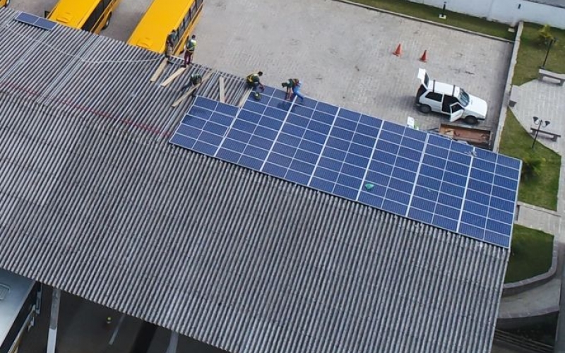 Com foco na sustentabilidade, Quatro Barras conclui instalação de painéis solares