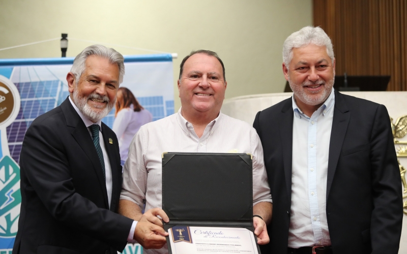 Quatro Barras é premiada na 10ª edição do Prêmio Gestor Público do Paraná