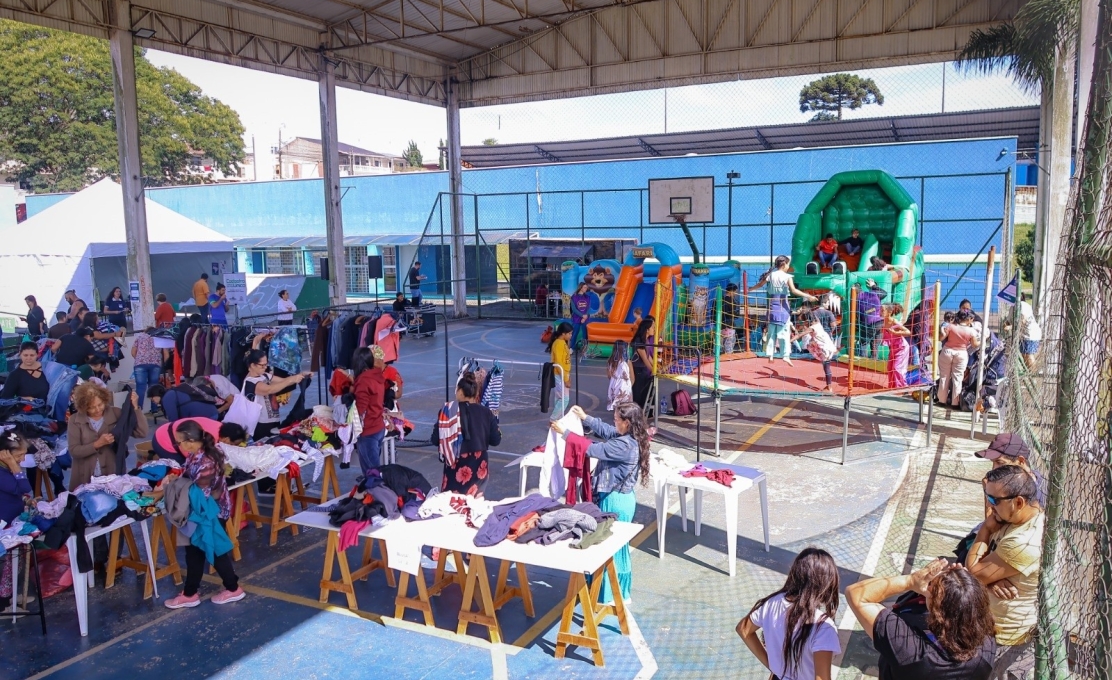 Quatro Barras lança campanhas do Agasalho e Maio Laranja, e comemora os 25 anos do CadÚnico