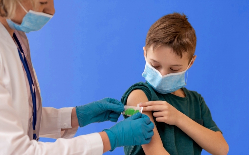 Crianças com 11 anos serão vacinadas contra a Covid-19 nesta quarta e quinta-feira