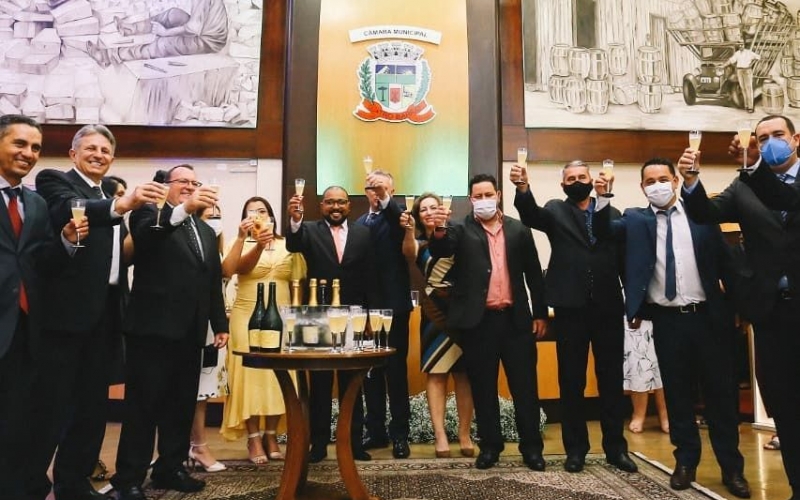 Loreno Tolardo e Jarbas Mocelin são empossados para a gestão 2021-2024