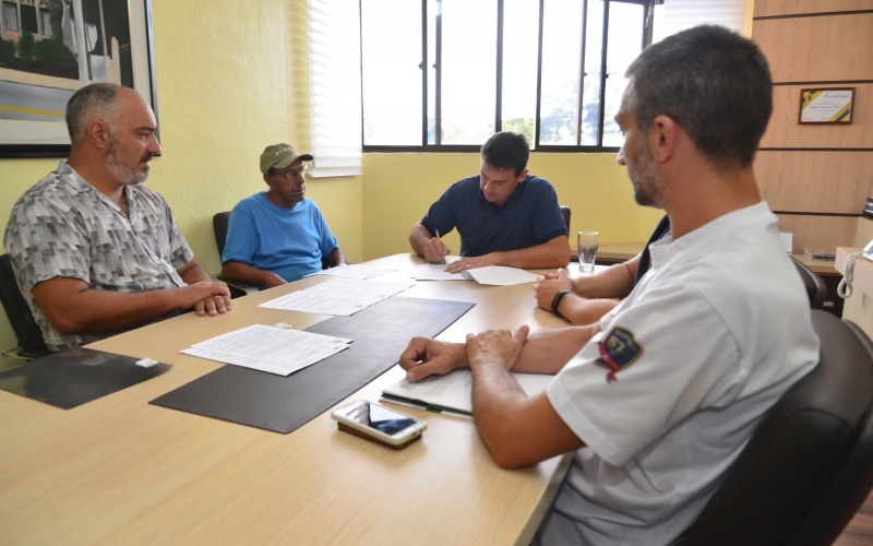 Prefeitura renova licença e regulariza cessão de imóvel para Associação de Reciclagem Vale Verde