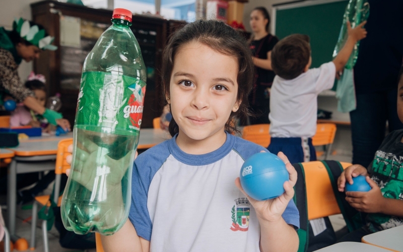 Projeto EcoÓleo chega à Escola Municipal Devanira Ferreira Alves