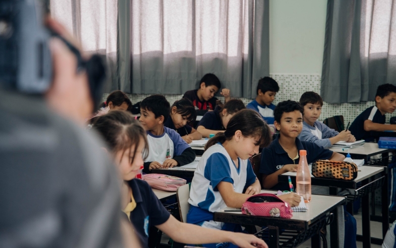 Quatro Barras é destaque nacional na imprensa com excelência em índices de adequação na formação dos professores