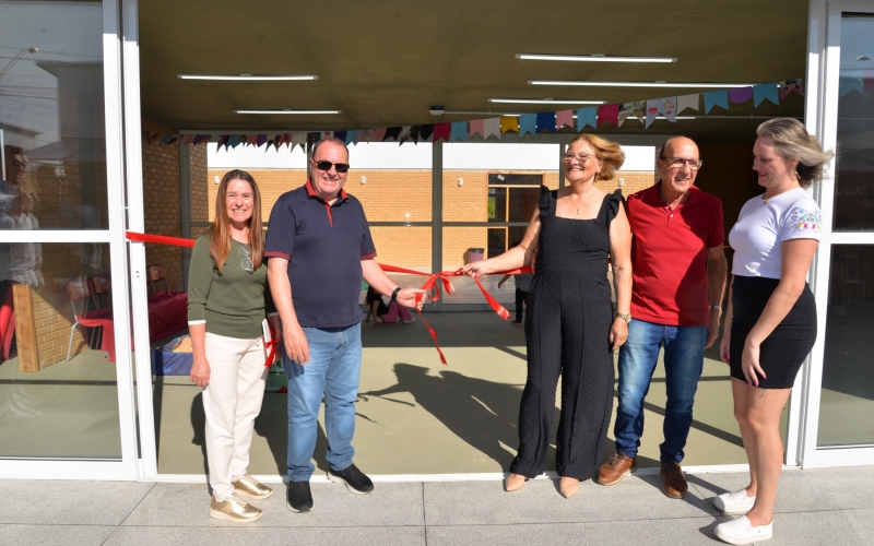 Prefeito Tolardo inaugura a Nova Escola Municipal João Curupaná da Silva