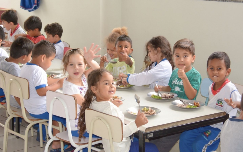 Município investe em novos equipamentos para escolas e Cmeis 