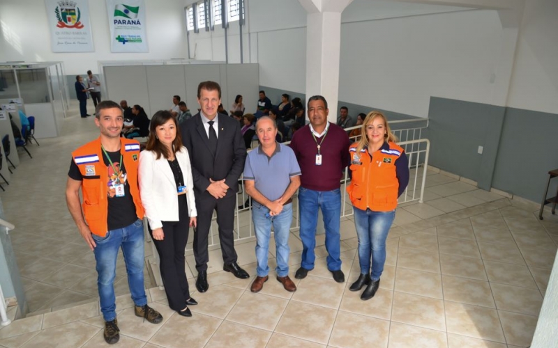 PREFEITURA, CEF E DEFESA CIVIL ESTÃO ATENDENDO  POPULAÇÃO ATINGIDA PELA TEMPESTADE DE GRANIZO