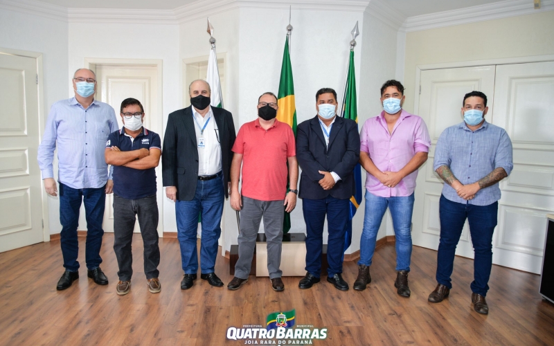  Tolardo solicita reestruturação da Agência do Trabalhador e oferta de cursos profissionalizantes, em reunião com Estado
