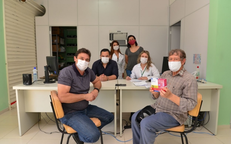 Quatro Barras inaugura Farmácia Especializada
