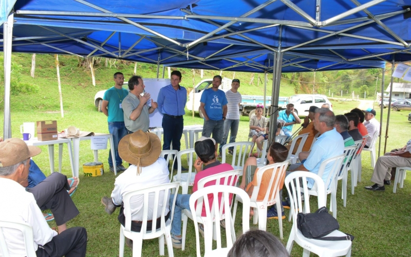 Programa Microbacias começa a implantação de fossas sépticas e proteção de nascentes em Quatro Barras