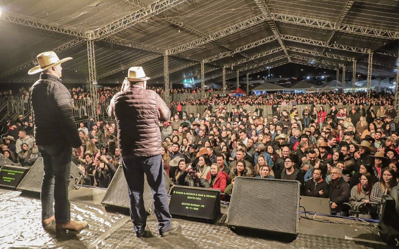 Sucesso do início ao fim: 1ª QBFEST sela, com chave de ouro, os 61 anos de Quatro Barras