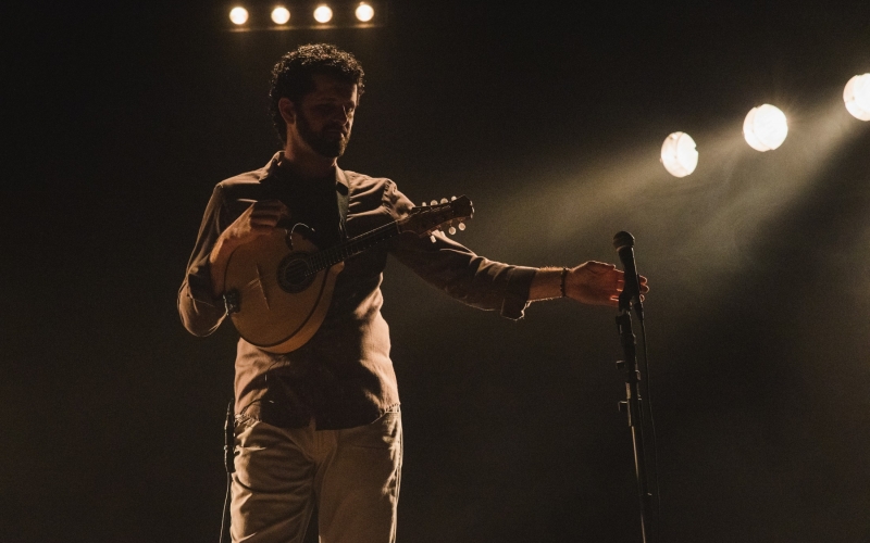 Quatro Barras vai receber concerto “História do Choro” com o bandolinista Daniel Migliavacca