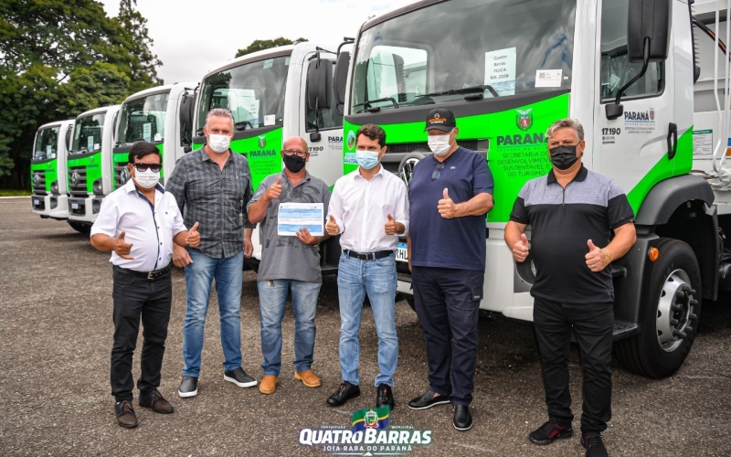 Novo caminhão compactador de lixo vai reforçar sistema de gestão de resíduos