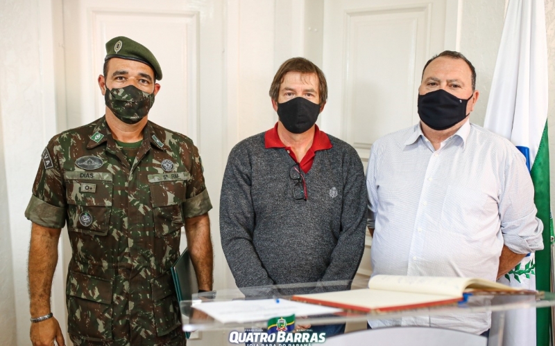 Prefeito Loreno Tolardo é empossado presidente da Junta do Serviço Militar