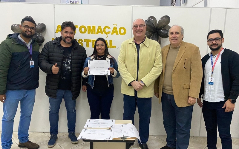 A um passo do mercado de trabalho: Curso de Automação Industrial forma 26 profissionais na Carreta do Conhecimento