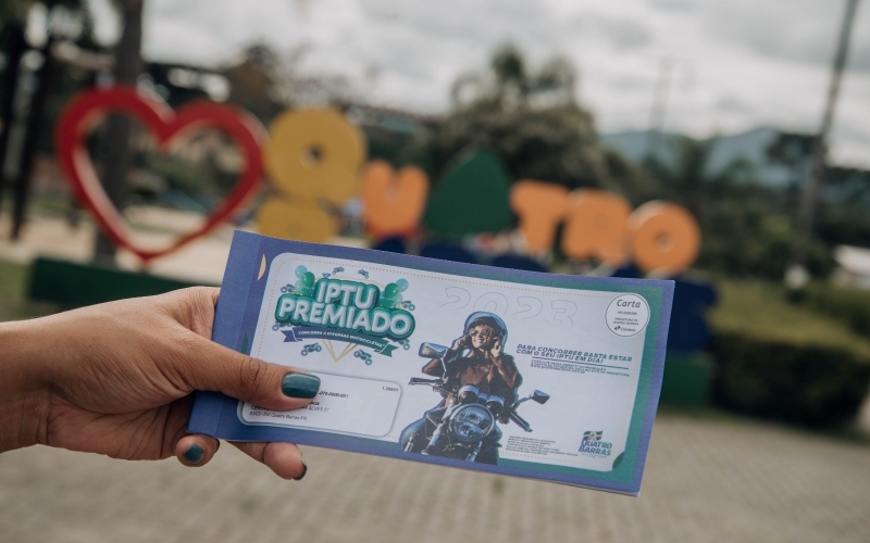 Com opções de desconto, parcelamento e sorteio de motocicletas, Prefeitura inicia entrega dos carnês de IPTU 2023
