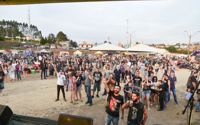 ROCK’N ROAD FESTIVAL REÚNE MOTOCICLISTAS E ROQUEIROS EM GRANDE EVENTO