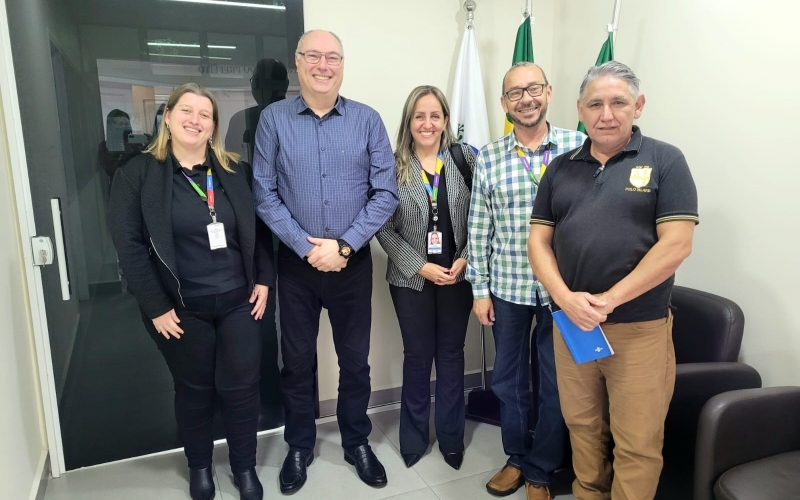 Prefeitura e SEBRAE dialogam sobre o Programa Cidade Empreendedora