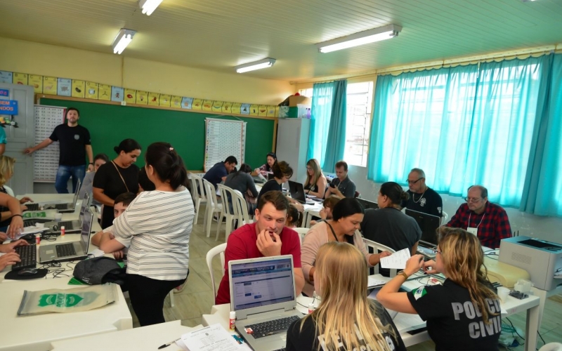 JUSTIÇA NO BAIRRO INICIA SEUS ATENDIMENTOS EM QUATRO BARRAS, COM MUTIRÃO DE EMISSÃO DE RG